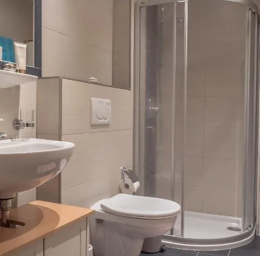 Alpenapart Saphir Apartmanhotel 3*